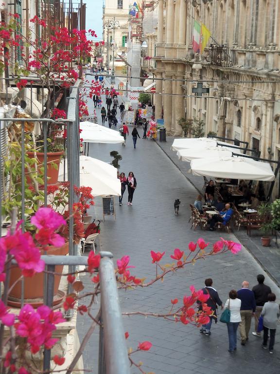 Centro Storico B&B Noto Kültér fotó